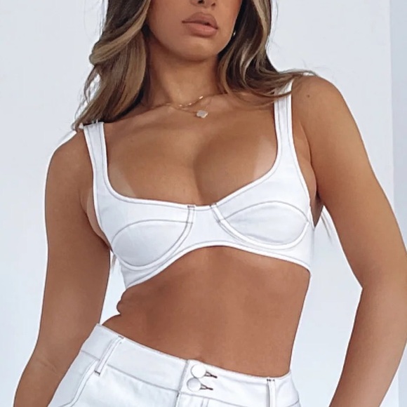 White fox power play top - Picture 1 of 1